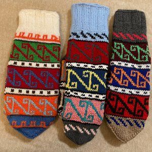 HAND KNITTED SOCKS Christmas Gift For Loved Ones Warm Soft Hand-Made Super Cool